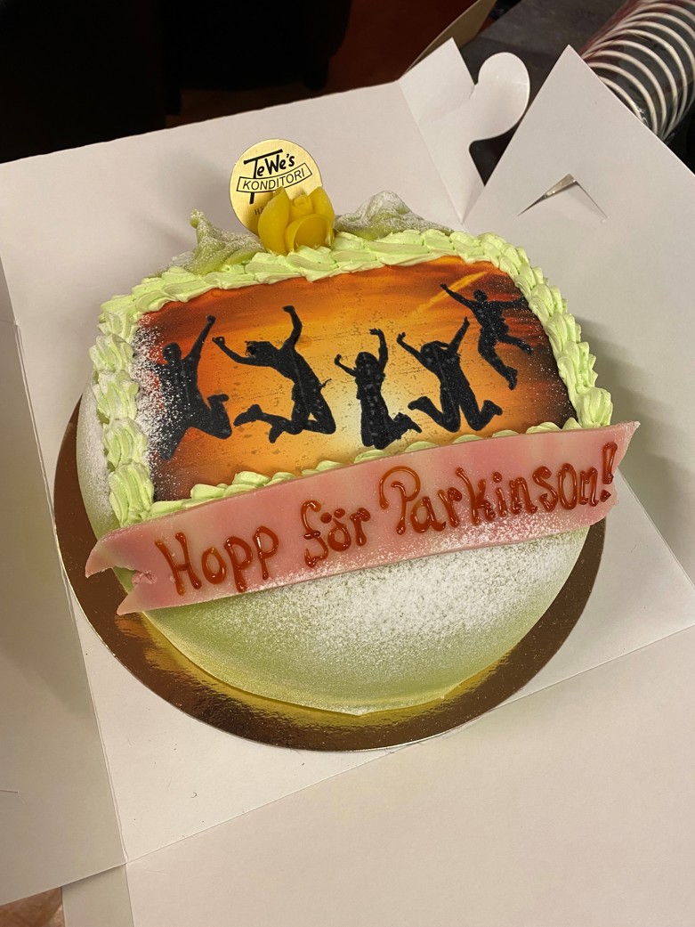 Marsipantårta med texten "Hopp för Parkinson"